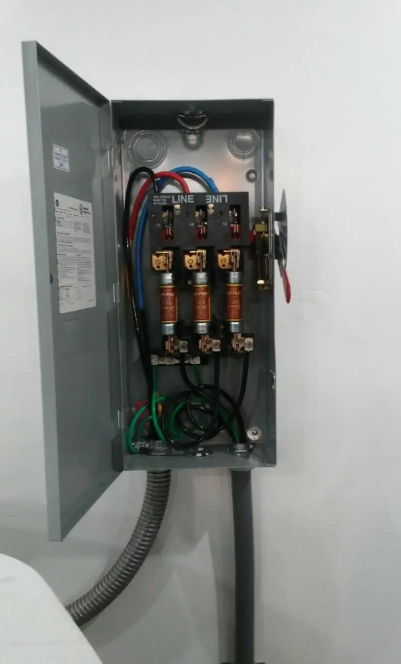 Three-phase disconnect switch installed for Electrical Wiring & Rewiring in Conestoga